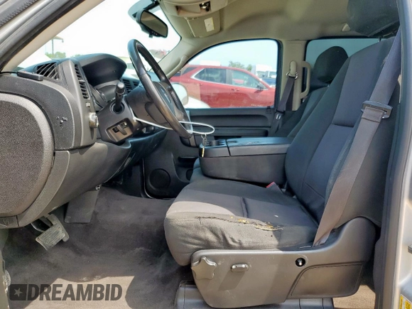 2013 GMC Sierra 1500 SLE z VIN 3GTP1VE02DG324375, wystawiony jako Copart lot #58131215 z przebiegiem 225 175 mil mil oraz Szkoda całkowita • Salvage title. Historia ofert i sprzedaży dostępna na DreamBid. Obrazek 7.
