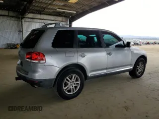 2006 Volkswagen Touareg 4.2L V8 with VIN WVGZM77L76D040030, listed as a Copart auction lot 53206065 with 133,997 mi miles and Clean Title. Bid and sale history available at DreamBid. Image 3.