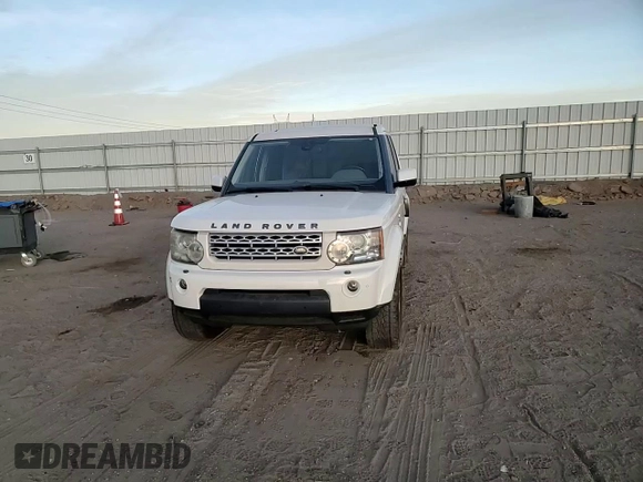 2010 Land Rover LR4 HSE с VIN SALAM2D41AA517569, выставлен на аукционе Copart как лот 86906714 с пробегом 182 132 миль миль и Списание • Salvage title. История ставок и продаж доступна на DreamBid. Изображение 11.
