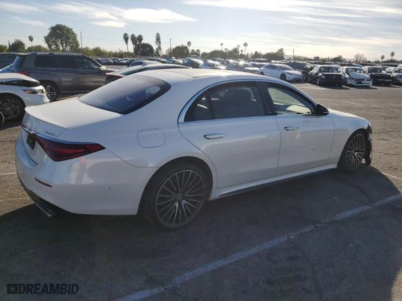 2021 Mercedes-Benz S-Class S 580 with VIN W1K6G7GB1MA037991, listed as a Copart auction lot 84233874 with 0 mi miles and Salvage Title. Bid and sale history available at carsss.com. Image 3.