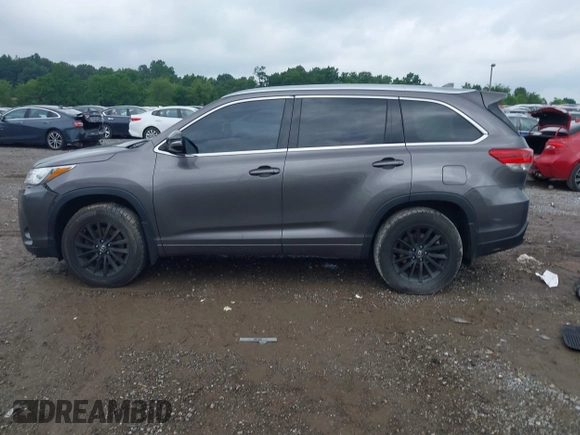 2017 Toyota Highlander XLE with VIN 5TDJZRFH6HS417613, listed as a IAAI auction lot 42440157 with 84,480 mi miles and . Bid and sale history available at DreamBid. Image 14.