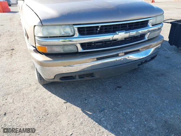 2000 Chevrolet Suburban LS with VIN 3GNEC16T5YG144176, listed as a IAAI auction lot 40986871 with 1 mi miles. Bid and sale history available at carsss.com. Image 12.