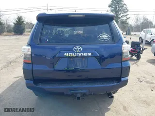 2016 Toyota 4Runner Limited with VIN JTEBU5JR6G5358249, listed as a IAAI auction lot 41770324 with 261,950 mi miles. Bid and sale history available at carsss.com. Image 16.