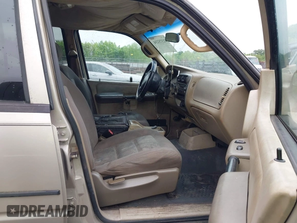 2005 Ford Explorer Sport Trac XLS with VIN 1FMZU77K65UA53244, listed as a IAAI auction lot 42375234 with 240,441 mi miles and . Bid and sale history available at DreamBid. Image 5.