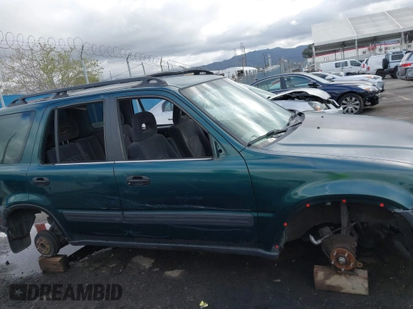 2001 Honda CR-V LX with VIN JHLRD28411S004985, listed as a IAAI auction lot 41735083 with 228,777 mi miles. Bid and sale history available at carsss.com. Image 13.