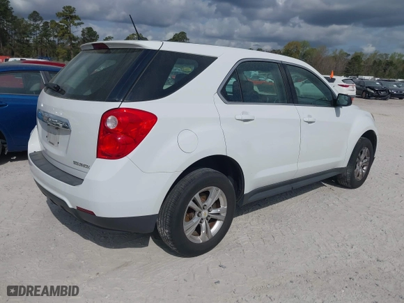 2014 Chevrolet Equinox LS with VIN 2GNALAEK5E1182017, listed as a IAAI auction lot 41918220 with 130,327 mi miles. Bid and sale history available at carsss.com. Image 4.
