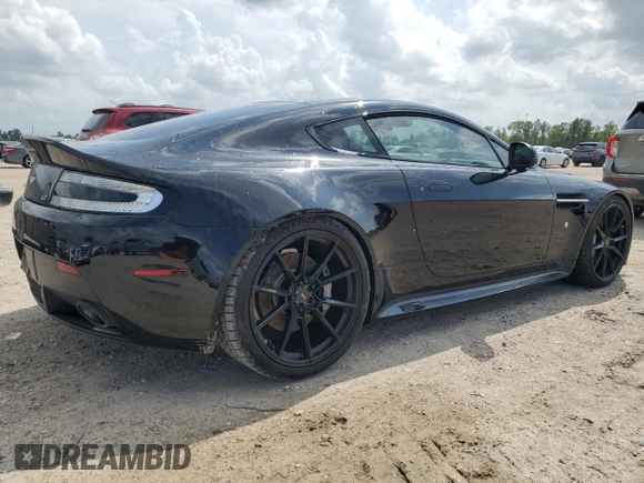 2015 Aston Martin Vantage z VIN SCFEBBAL2FGC18949, wystawiony jako Copart lot #54389965 z przebiegiem Nie podano mil oraz Szkoda całkowita • Salvage title. Historia ofert i sprzedaży dostępna na DreamBid. Obrazek 3.