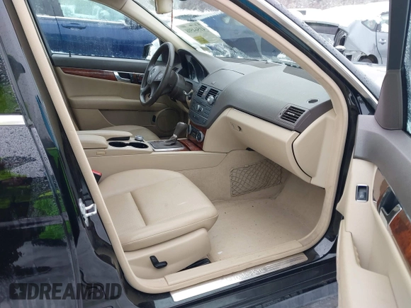 2011 Mercedes-Benz C 300 Sport with VIN WDDGF8BB0BR133565, listed as a IAAI auction lot 41564508 with 88,474 mi miles and . Bid and sale history available at DreamBid. Image 5.