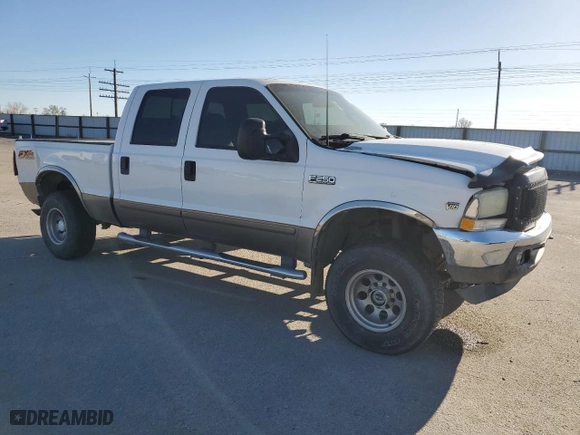 2003 Ford Super Duty F-250 XL with VIN 1FTNW21S43EA91023, listed as a Copart auction lot 45755225 with 247,284 mi miles and Salvage Title. Bid and sale history available at carsss.com. Image 4.