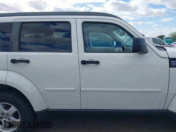 2008 Dodge Nitro SXT with VIN 1D8GU28K98W231848, listed as a IAAI auction lot 41696802 with 94,486 mi miles. Bid and sale history available at carsss.com. Image 13.