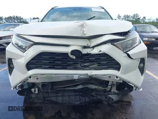 2019 Toyota RAV4 XLE with VIN 2T3W1RFV5KC028164, listed as a IAAI auction lot 42002503 with 79,346 mi miles. Bid and sale history available at carsss.com. Image 6.