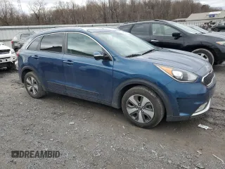 2018 Kia Niro EX with VIN KNDCC3LC0J5108571, listed as a Copart auction lot 48001665 with 145,356 mi miles and Clean Title. Bid and sale history available at carsss.com. Image 4.