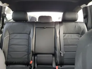 2024 Volkswagen Tiguan SEL R-Line z VIN 3VV4B7AX4RM079457, wystawiony jako Copart lot #54338975 z przebiegiem 10 540 mil mil oraz Szkoda całkowita • Salvage title. Historia ofert i sprzedaży dostępna na DreamBid. Obrazek 10.