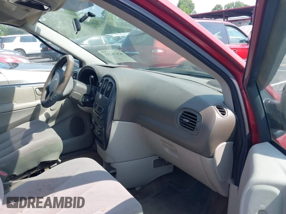 2006 Dodge Caravan SXT with VIN 1D4GP45RX6B738977, listed as a IAAI auction lot 42476253 with 194,196 mi miles and . Bid and sale history available at DreamBid. Image 5.