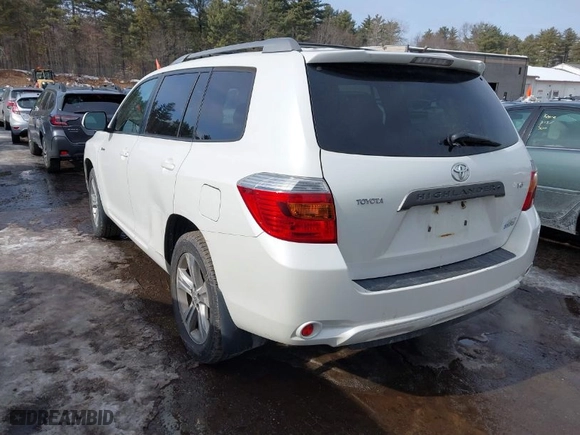 2008 Toyota Highlander Sport with VIN JTEES43A182097071, listed as a IAAI auction lot 41646267 with 198,540 mi miles. Bid and sale history available at carsss.com. Image 3.