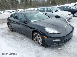 2011 Porsche Panamera with VIN WP0AA2A76BL012034, listed as a IAAI auction lot 41608863 with 86,222 mi miles. Bid and sale history available at carsss.com. Image 1.
