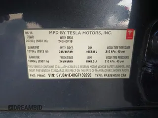 2016 Tesla Model S 90D с VIN 5YJSA1E4XGF139295, выставлен на аукционе IAAI как лот 41292861 с пробегом 72 235 миль миль и . История ставок и продаж доступна на DreamBid. Изображение 9.