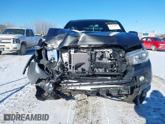 2017 Toyota Tacoma SR5 with VIN 3TMDZ5BN1HM021199, listed as a IAAI auction lot 41387400 with 93,392 mi miles. Bid and sale history available at carsss.com. Image 11.