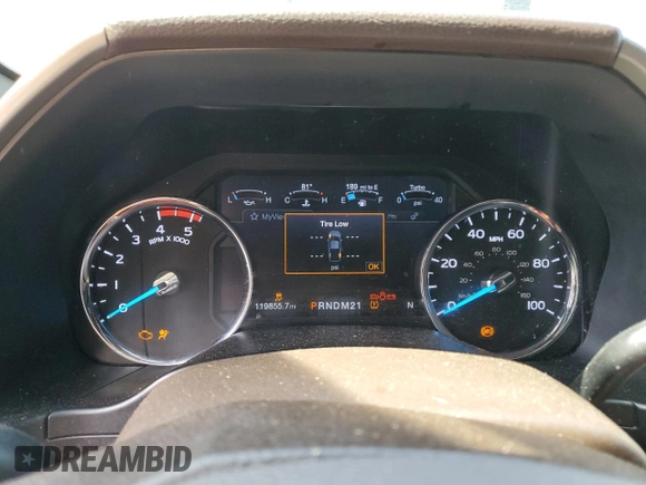 2019 Ford F-350 XL z VIN 1FT8W3BT6KEE98446, wystawiony jako Copart lot #56383335 z przebiegiem 119 855 mil mil oraz Szkody całkowita. Historia ofert i sprzedaży dostępna na DreamBid. Obrazek 9.
