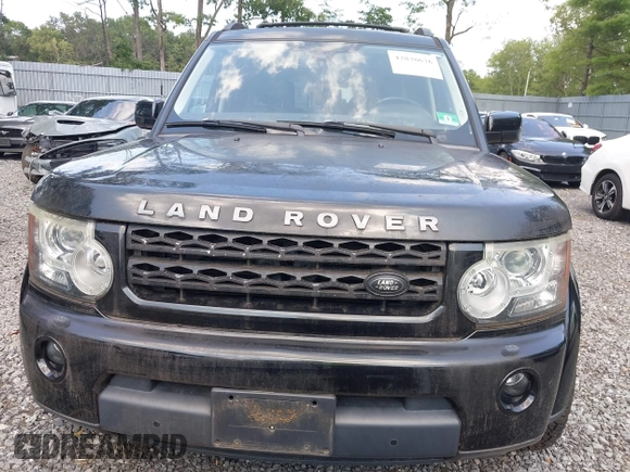 2013 Land Rover LR4 HSE z VIN SALAG2D45DA670046, wystawiony jako IAAI lot #42838676 z przebiegiem 137 998 mil mil oraz . Historia ofert i sprzedaży dostępna na DreamBid. Obrazek 6.