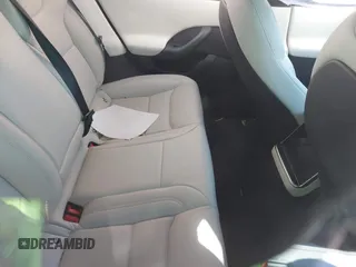 2021 Tesla Model S Long Range z VIN 5YJSA1E50MF438864, wystawiony jako IAAI lot #41190778 z przebiegiem Nie podano mil oraz . Historia ofert i sprzedaży dostępna na DreamBid. Obrazek 8.