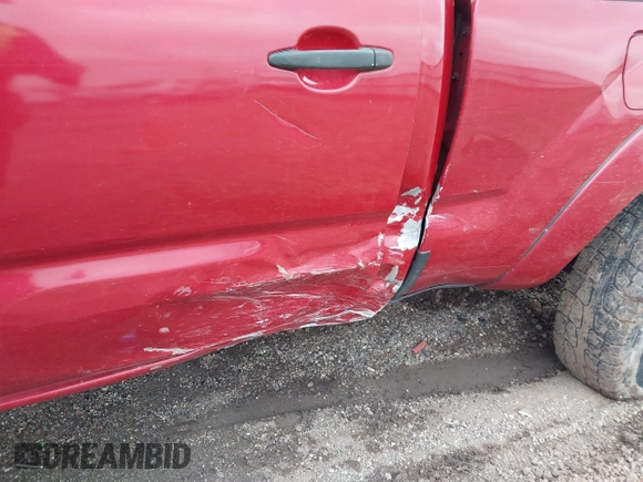 2015 Toyota Tacoma with VIN 3TMMU4FN1FM075649, listed as a IAAI auction lot 40813472 with 179,226 mi miles and . Bid and sale history available at DreamBid. Image 6.