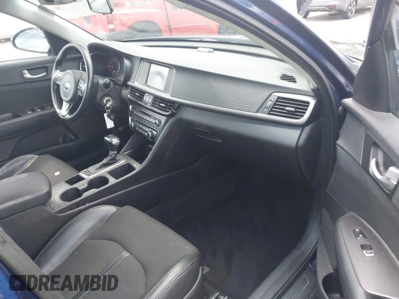 2018 Kia Optima LX with VIN 5XXGT4L32JG189009, listed as a IAAI auction lot 42010285 with 313,004 mi miles. Bid and sale history available at carsss.com. Image 5.