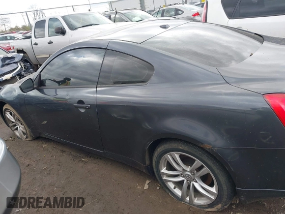 2010 Infiniti G37 Coupe x with VIN JN1CV6EL9AM151002, listed as a IAAI auction lot 42035688 with 209,757 mi miles. Bid and sale history available at carsss.com. Image 14.