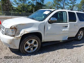 2008 Chevrolet Suburban LTZ with VIN 3GNFC16J08G157677, listed as a IAAI auction lot 41810860 with 267,526 mi miles and . Bid and sale history available at DreamBid. Image 6.