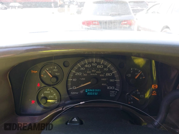 2004 Chevrolet Express Passenger with VIN 1GBFG15T641138032, listed as a IAAI auction lot 42005922 with 200,232 mi miles and . Bid and sale history available at DreamBid. Image 7.