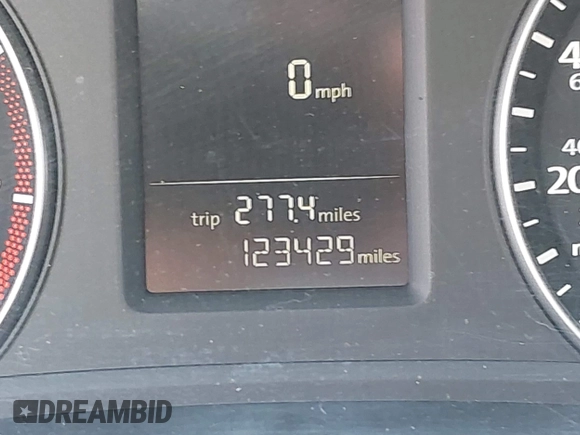 2015 Volkswagen Passat Wolfsburg Edition with VIN 1VWAT7A37FC112814, listed as a IAAI auction lot 42607166 with 123,429 mi miles and . Bid and sale history available at DreamBid. Image 16.