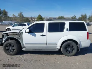 2012 Nissan Pathfinder SV with VIN 5N1AR1NN2CC609710, listed as a IAAI auction lot 41649028 with 139,846 mi miles. Bid and sale history available at carsss.com. Image 14.