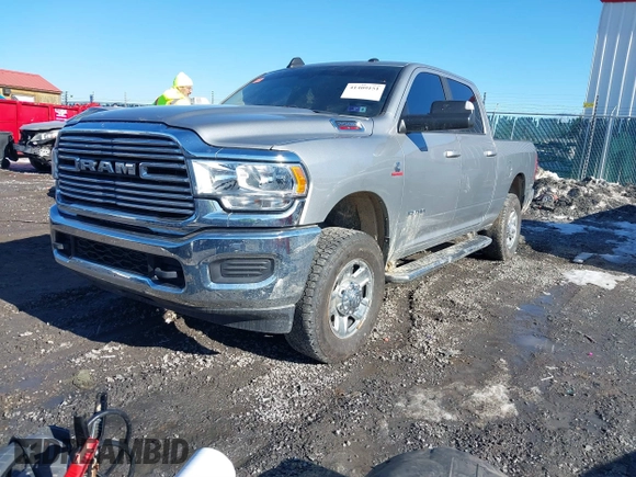 2020 Ram 2500 Big Horn with VIN 3C6UR5DL0LG155793, listed as a IAAI auction lot 41409151 with 70,466 mi miles and . Bid and sale history available at DreamBid. Image 17.
