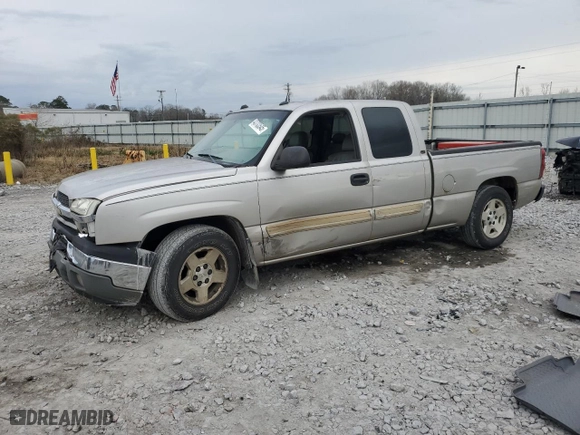 2005 Chevrolet Silverado 1500 LT with VIN 2GCEC19TX51315044, listed as a Copart auction lot 43703545 with 306,084 mi miles and Salvage Title. Bid and sale history available at carsss.com. Image 1.