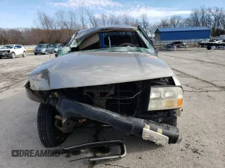 1998 GMC Sonoma with VIN 1GTCS1446W8541476, listed as a Copart auction lot 89066195 with 177,126 mi miles and Non Repairable. Bid and sale history available at carsss.com. Image 5.