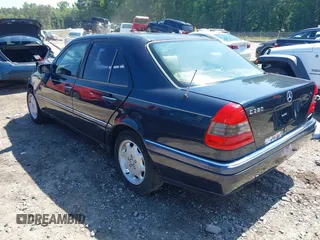 1996 Mercedes-Benz C 230/260/280/320 with VIN WDBHA28E2TF372452, listed as a IAAI auction lot 42457010 with Not provided miles and . Bid and sale history available at DreamBid. Image 3.