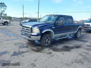 2007 Ford Super Duty F-250 XL with VIN 1FTSW21P37EA06810, listed as a IAAI auction lot 41671356 with 207,590 mi miles. Bid and sale history available at carsss.com. Image 17.