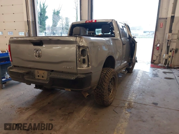 2022 Ram 2500 Tradesman with VIN 3C6UR5CJ8NG397797, listed as a IAAI auction lot 41104900 with 40,444 mi miles. Bid and sale history available at carsss.com. Image 4.