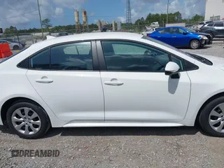 2025 Toyota Corolla LE with VIN 5YFB4MDE4SP280296, listed as a IAAI auction lot 42087813 with 9,384 mi miles. Bid and sale history available at carsss.com. Image 13.