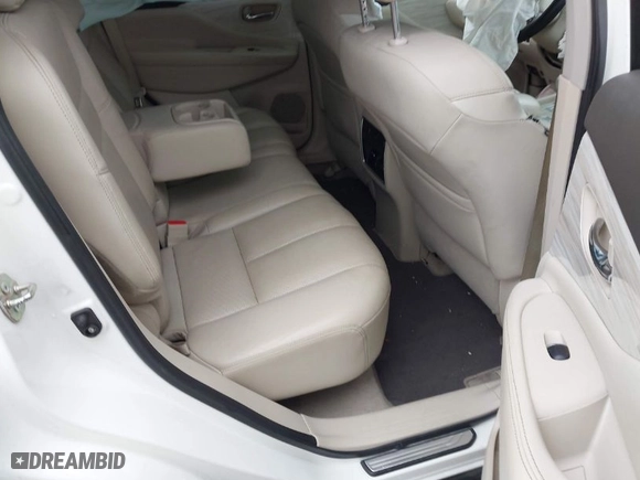 2015 Nissan Murano Platinum with VIN 5N1AZ2MH0FN237598, listed as a IAAI auction lot 41945540 with 177,934 mi miles. Bid and sale history available at carsss.com. Image 8.