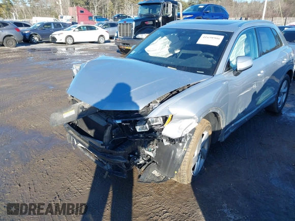 2019 Audi Q3 Premium with VIN WA1AECF3XK1069696, listed as a IAAI auction lot 41698906 with 29,713 mi miles and . Bid and sale history available at DreamBid. Image 16.