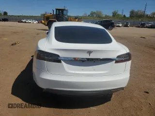 2013 Tesla Model S with VIN 5YJSA1AG3DFP11108, listed as a Copart auction lot 56247045 with 159,703 mi miles and Clean title. Bid and sale history available at DreamBid. Image 6.