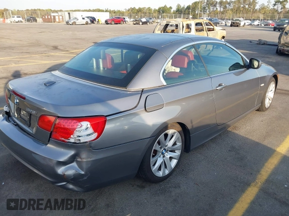 2013 BMW 3 Series 328i z VIN WBADW7C57DE731210, wystawiony jako IAAI lot #41848625 z przebiegiem 105 443 mil mil oraz . Historia ofert i sprzedaży dostępna na DreamBid. Obrazek 4.