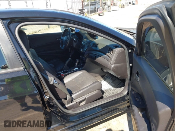 2014 Acura ILX Premium with VIN 19VDE1F54EE009836, listed as a IAAI auction lot 42718368 with Not provided miles and . Bid and sale history available at DreamBid. Image 5.