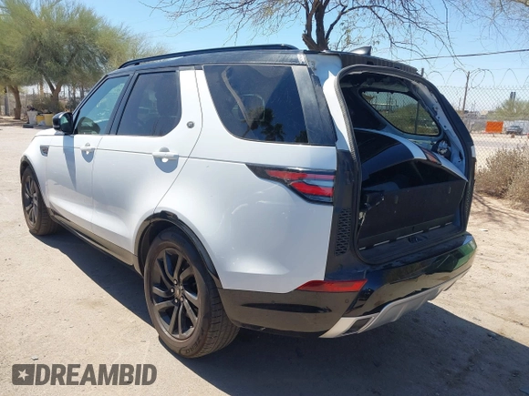 2020 Land Rover Discovery Landmark Edition with VIN SALRU2RV7L2430387, listed as a IAAI auction lot 41808966 with 106,605 mi miles. Bid and sale history available at carsss.com. Image 3.
