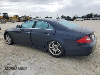 2007 Mercedes-Benz CLS-Class 5.5L with VIN WDDDJ72X47A090300, listed as a Copart auction lot 75854474 with 0 mi miles and Salvage Title. Bid and sale history available at carsss.com. Image 2.