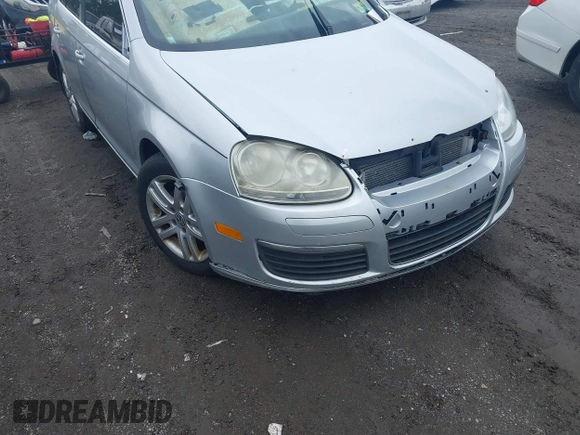 2010 Volkswagen Jetta TDI with VIN 3VWAL7AJ6AM082663, listed as a IAAI auction lot 42337155 with Not provided miles and . Bid and sale history available at DreamBid. Image 11.