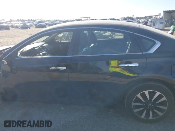 2018 Nissan Altima SR with VIN 1N4AL3AP8JC282175, listed as a IAAI auction lot 41238328 with 117,198 mi miles and . Bid and sale history available at carsss.com. Image 14.