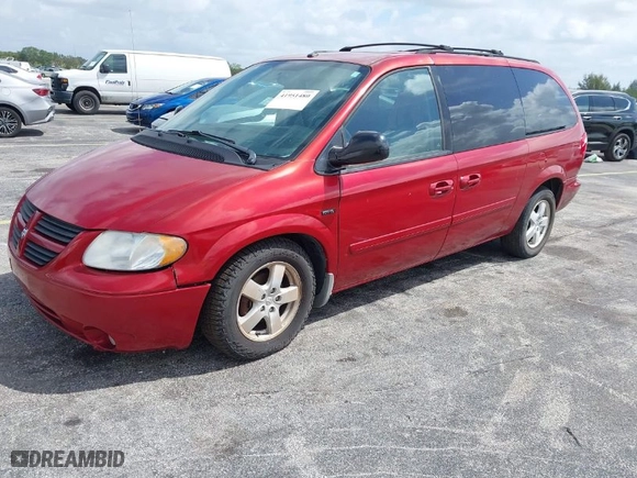 2007 Dodge Grand Caravan SXT with VIN 2D8GP44L67R194508, listed as a IAAI auction lot 41951480 with 128,705 mi miles. Bid and sale history available at carsss.com. Image 2.