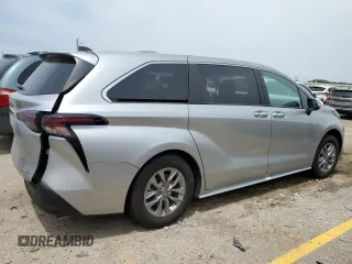 2023 Toyota Sienna XLE with VIN 5TDYRKEC6PS152430, listed as a Copart auction lot 60543295 with Not provided miles and Salvage title. Bid and sale history available at DreamBid. Image 3.